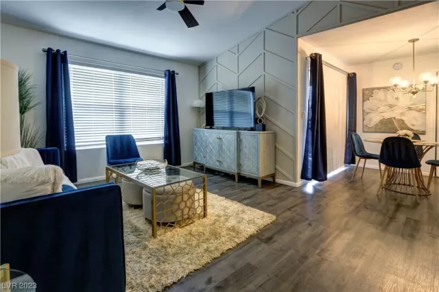 MLS: 2520697 Condo For Sale