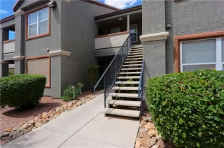 Photo #2: 2520697 Listing