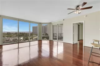 Photo #3: 2520711 Listing 