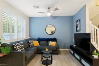 Photo #2: 2520714 Listing 