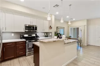 Photo #6: 2520714 Listing 