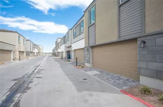 Photo #3: 2520729 Listing 