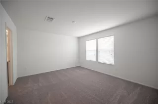 Photo #5: 2520729 Listing 