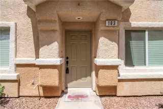 Photo #4: 2520738 Listing