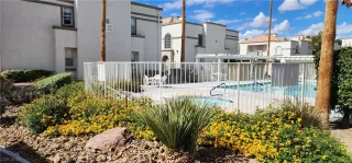 Photo #4: 2520749 Listing