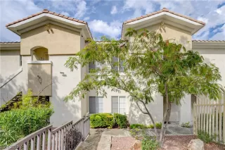 Photo #2: 2520832 Listing