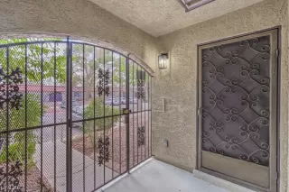 Photo #4: 2520880 Listing