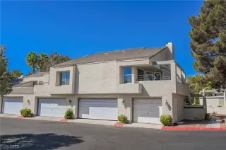 Photo #4: 2520882 Listing