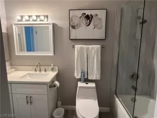 Photo #2: 2520900 Listing