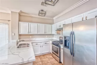 Photo #3: 2520917 Listing 