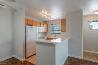 Photo #3: 2520943 Listing 