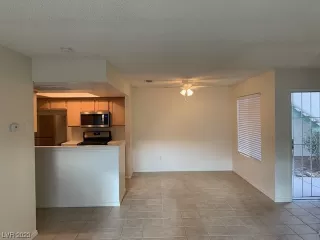 Photo #4: 2520959 Listing 