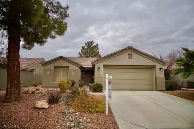 MLS: 2520984 Condo For Sale