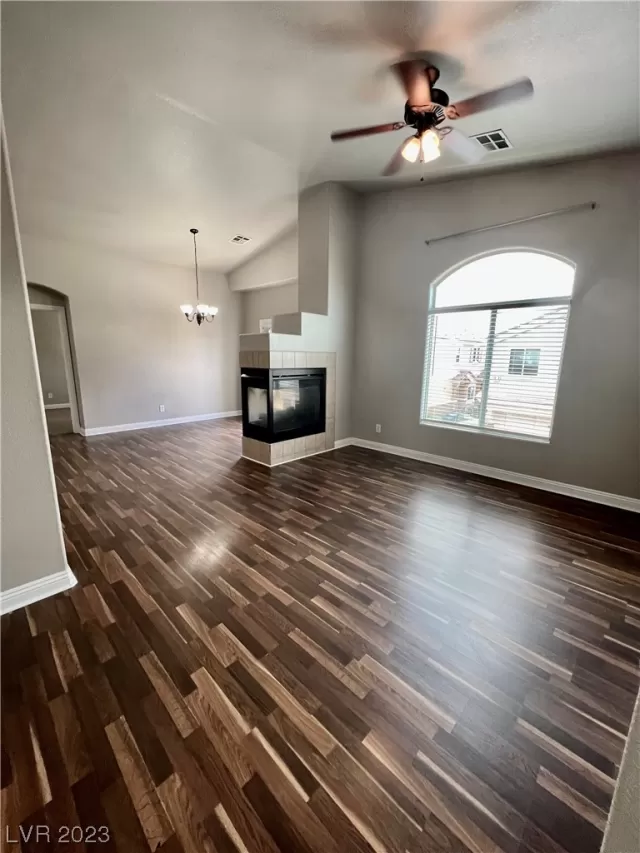 MLS: 2520992 Condo For Sale