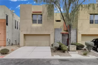 Photo #1: 2521002 Listing 