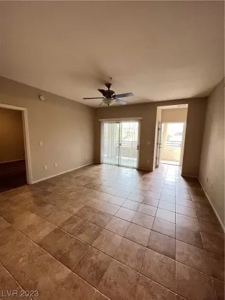 Photo #6: 2521051 Listing 