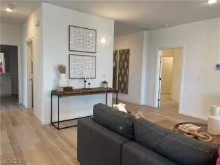 Photo #3: 2521068 Listing 