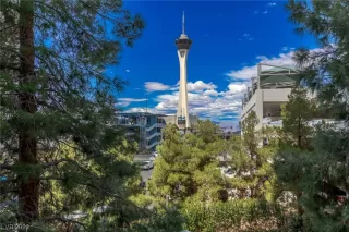 Photo #1: 2521148 Listing