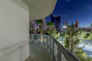 Photo #2: 2521148 Listing