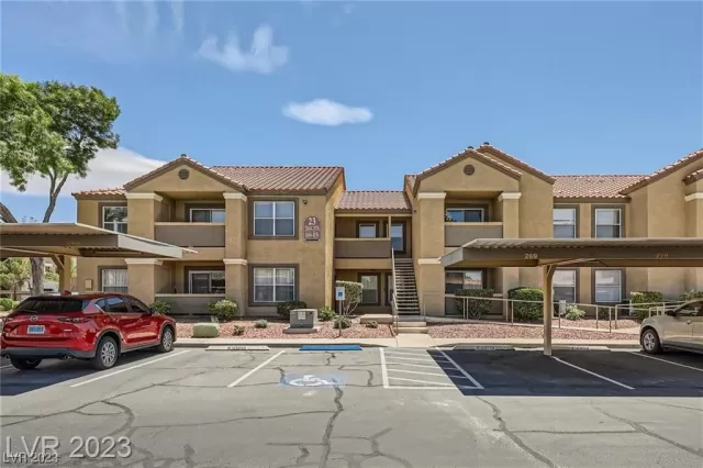 MLS: 2521198 Condo For Sale