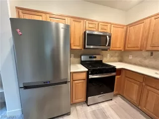 Photo #6: 2521214 Listing 