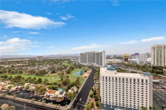 MLS: 2521233 Condo For Sale