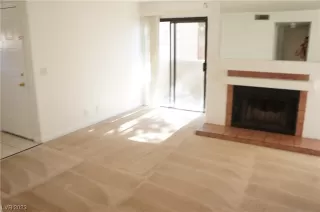 Photo #1: 2521261 Listing 