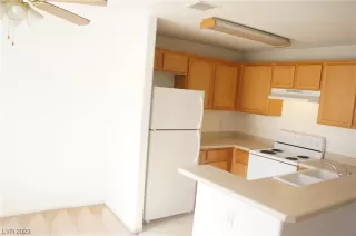 Photo #3: 2521261 Listing 