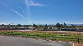 Photo #4: 2521273 Listing 