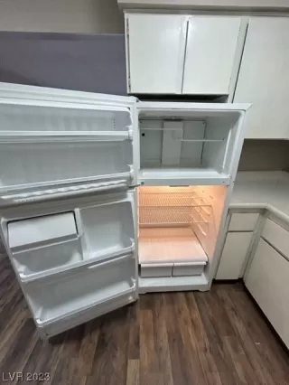 Photo #5: 2521290 Listing 