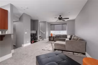 Photo #2: 2521313 Listing 