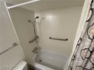 Photo #6: 2521315 Listing 