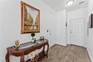 Photo #1: 2521331 Listing 