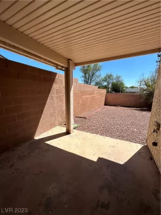 Photo #6: 2521356 Listing 