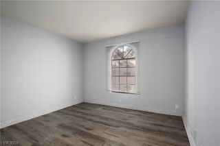 Photo #6: 2521393 Listing 