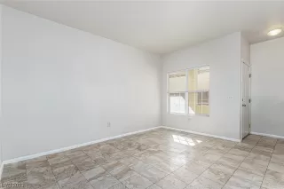 Photo #2: 2521397 Listing 