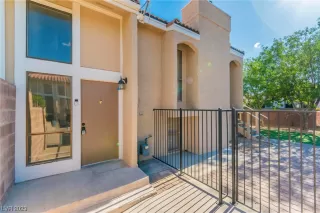 Photo #2: 2521398 Listing 