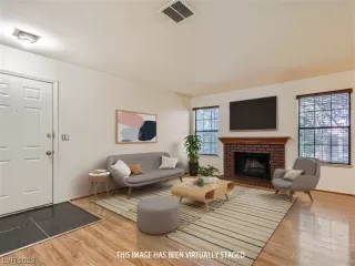 Photo #2: 2521422 Listing 