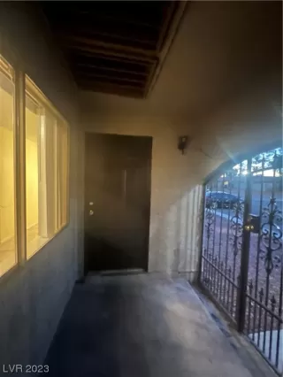 Photo #6: 2521428 Listing