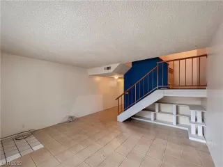 Photo #4: 2521438 Listing 