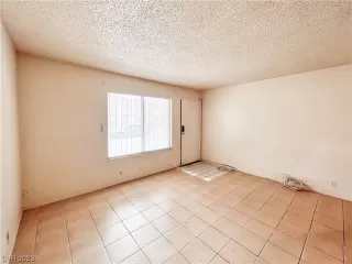 Photo #5: 2521438 Listing 