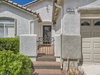 Photo #3: 2521455 Listing