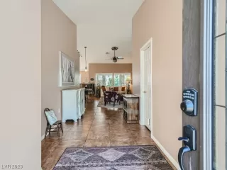 Photo #4: 2521455 Listing