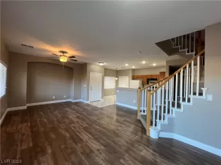 Photo #6: 2521533 Listing 