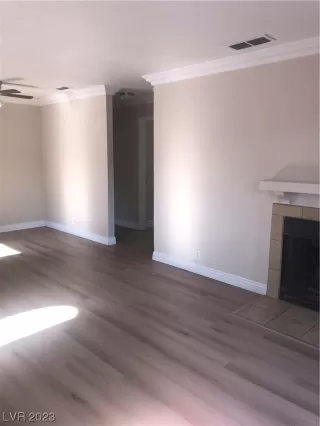 Photo #3: 2521571 Listing 