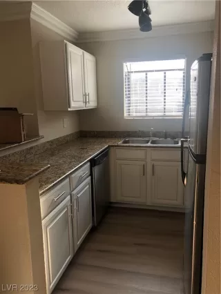 Photo #6: 2521571 Listing 