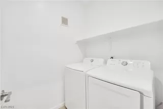 Photo #3: 2521601 Listing 