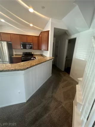 Photo #5: 2521604 Listing 