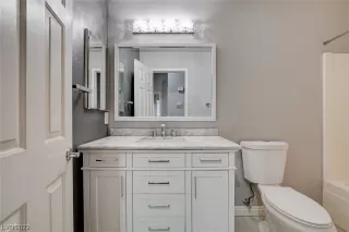 Photo #1: 2521614 Listing