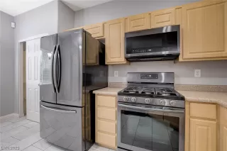 Photo #4: 2521614 Listing